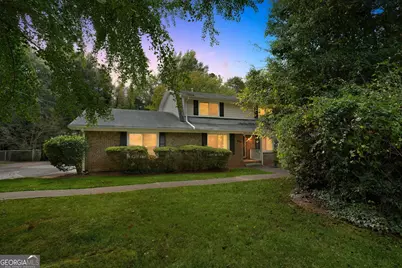 4255 Autumn Woods Court, Stone Mountain, GA 30083 - Photo 6