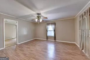 37 Spring St, Gainesville, GA 30501 - Photo 14