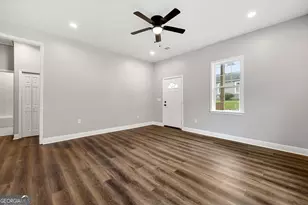 554 8th Street N, Griffin, GA 30223 - Photo 4