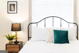 907 White St SW, Atlanta, GA 30310 - Photo 10