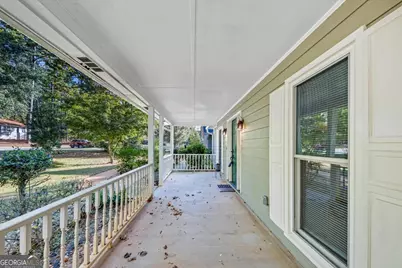 4731 Shadybrook Way SE, Conyers, GA 30094 - Photo 4