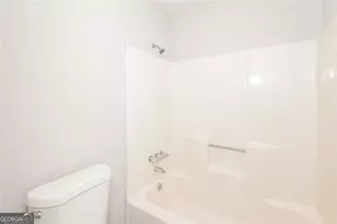 819 Arbor Hill Dr, Stone Mountain, GA 30088 - Photo 16