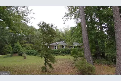 40 River Point Drive, Lagrange, GA 30240 - Photo 2