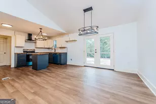 7217 Ga Hwy 18, Jeffersonville, GA 31044 - Photo 20