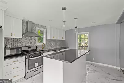 1053 Blount Place, East Point, GA 30344 - Photo 12