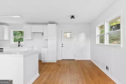 864 Oak Street NW, Atlanta, GA 30318 - Photo 8