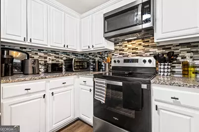 5356 Creekview Way, Morrow, GA 30260 - Photo 6