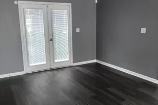 110 Bradley Cir, Barnesville, GA 30204 - Photo 4