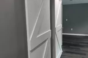 110 Bradley Cir, Barnesville, GA 30204 - Photo 6