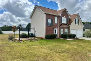 509 Vaughan Valley View, Hampton, GA 30228 - Photo 2