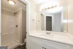 694 Stoneside Dr, Stone Mountain, GA 30083 - Photo 12