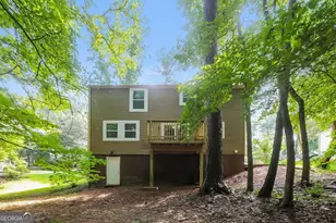 694 Stoneside Dr, Stone Mountain, GA 30083 - Photo 18