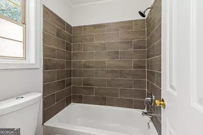 4966 Cold Springs Drive NW, Lilburn, GA 30047 - Photo 16