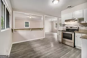 7053 Eunice Dr, Riverdale, GA 30274 - Photo 6