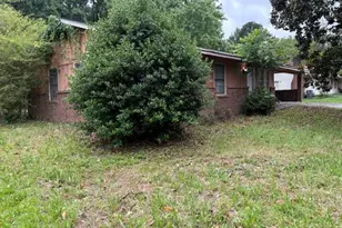 1932 Pharrs Rd, Snellville, GA 30078 - Photo 16