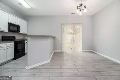 1509 Bayrose Circle, East Point, GA 30344 - Photo 4