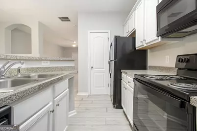 1509 Bayrose Circle, East Point, GA 30344 - Photo 6