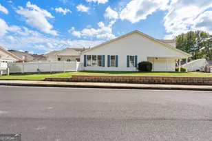 1017 Pinehurst Dr, Peachtree City, GA 30269 - Photo 2