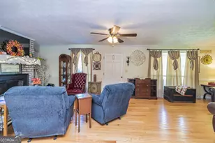 114 Dingler Rd, Moreland, GA 30259 - Photo 10