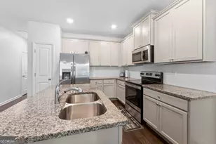 3461 Lakeview Crk, Lithonia, GA 30038 - Photo 6