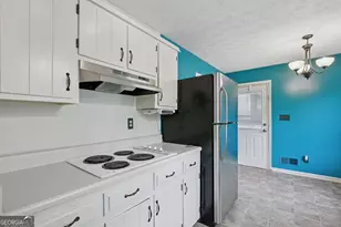 125 Meadowview Cir, Tyrone, GA 30290 - Photo 26