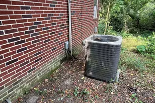 849 Prosperity Dr, Swainsboro, GA 30401 - Photo 6