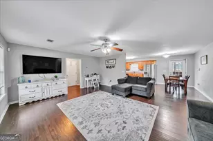 1004 Robertson Church Rd, Dublin, GA 31021 - Photo 2