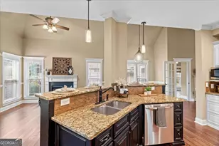 300 Cheshire Dr, Warner Robins, GA 31088 - Photo 12