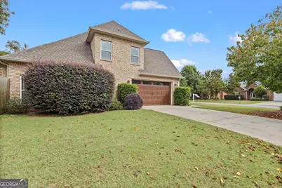 300 Cheshire Drive, Warner Robins, GA 31088 - Photo 4