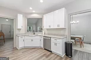 62 Dawn St, Newnan, GA 30263 - Photo 10