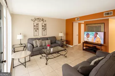 10710 Egmont Road #19, Savannah, GA 31406 - Photo 2