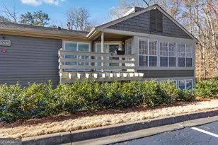 2006 Riverview Dr SE, Marietta, GA 30067 - Photo 4