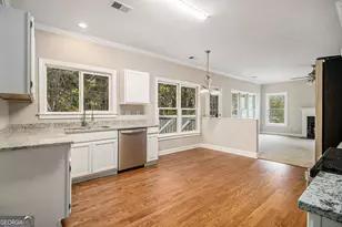 1463 Crescent Walk, Decatur, GA 30033 - Photo 8