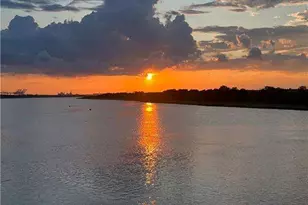 1105 E De Renne Dr, Savannah, GA 31406 - Photo 44