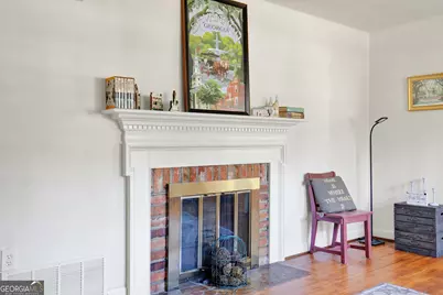 1105 E De Renne Drive, Savannah, GA 31406 - Photo 8