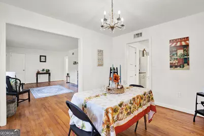 1105 E De Renne Drive, Savannah, GA 31406 - Photo 10