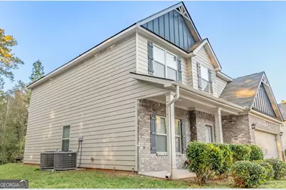 2103 River Walk Court, Griffin, GA 30223 - Photo 2