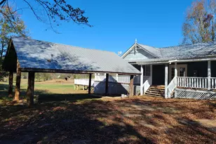 3767 Happy Valley Cir, Newnan, GA 30263 - Photo 2