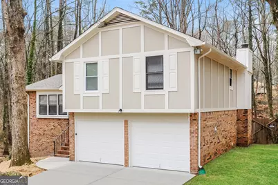 4702 Lucerne Valley Road, Lilburn, GA 30047 - Photo 2