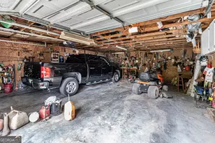 13 Spring Cir SE, Lindale, GA 30147 - Photo 4