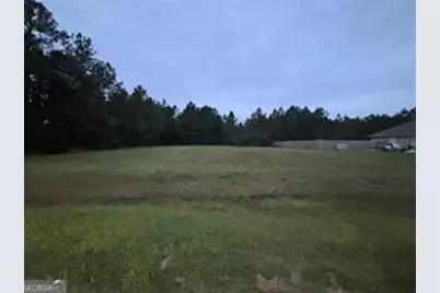 224 Lakes Drive, Brunswick, GA 31523 - Photo 2