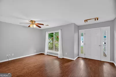 103 Hawthorne Circle, Lagrange, GA 30240 - Photo 6