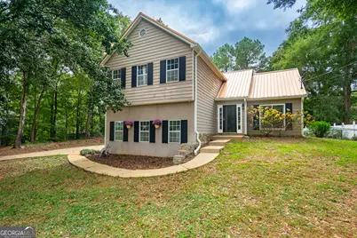 103 Hawthorne Circle, Lagrange, GA 30240 - Photo 2