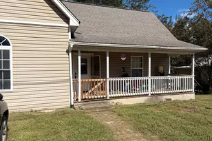 80 Baugh St, Commerce, GA 30529 - Photo 1