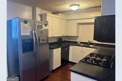 102 N Hill Street #304, Griffin, GA 30223 - Photo 2