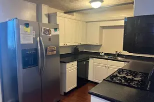 102 N Hill St, Griffin, GA 30223 - Photo 2