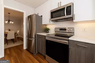 2914 Webb Bridge Rd, Alpharetta, GA 30009 - Photo 4