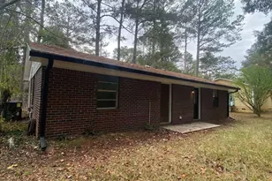 29 Highland Park Dr, Sharpsburg, GA 30277 - Photo 4