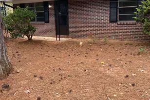 29 Highland Park Dr, Sharpsburg, GA 30277 - Photo 2