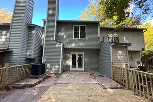 1084 Huntington Trce SE, Smyrna, GA 30082 - Photo 16